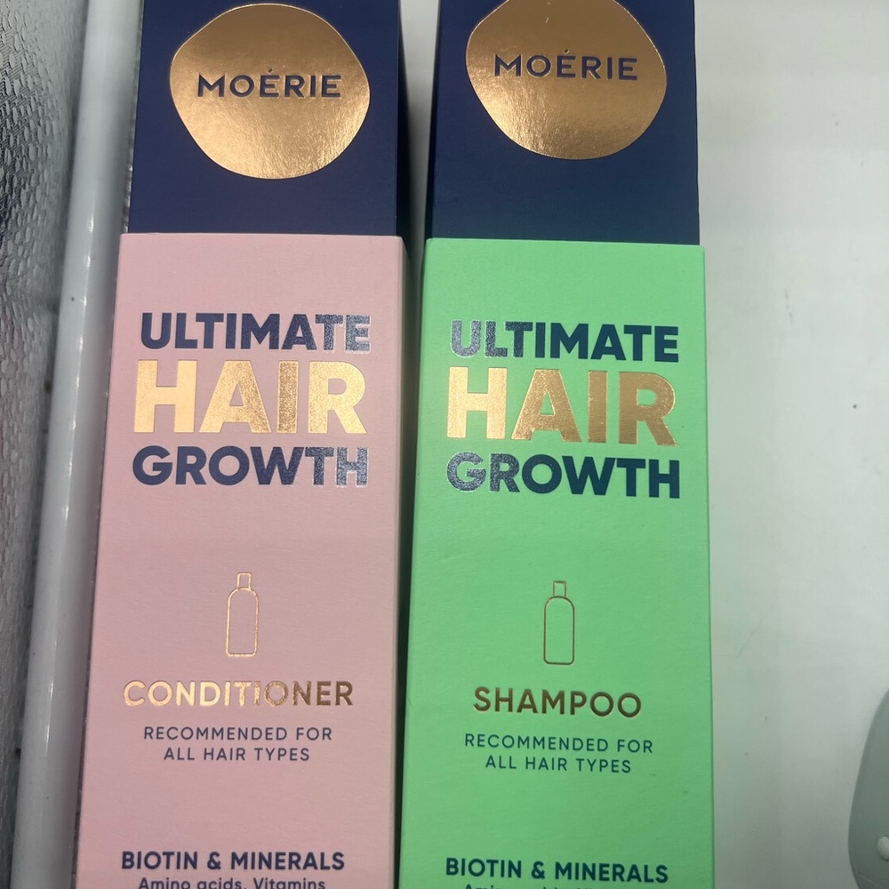 MOERIE Green & Pink Nourishing Shampoo & Conditioner for Vibrant Hair exp 11/25